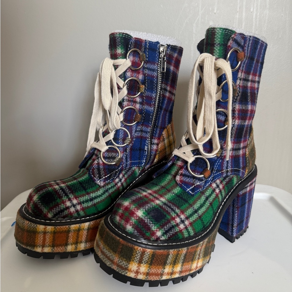 Current Mood Plaid Platform Boots